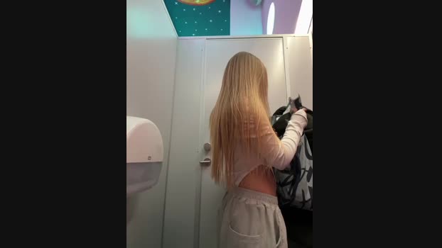 mur_girl StripChat Female 26-02-2025