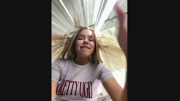 mur_girl StripChat Female 26-02-2025