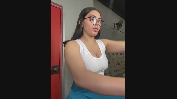 zui_lu StripChat Female 25-02-2025