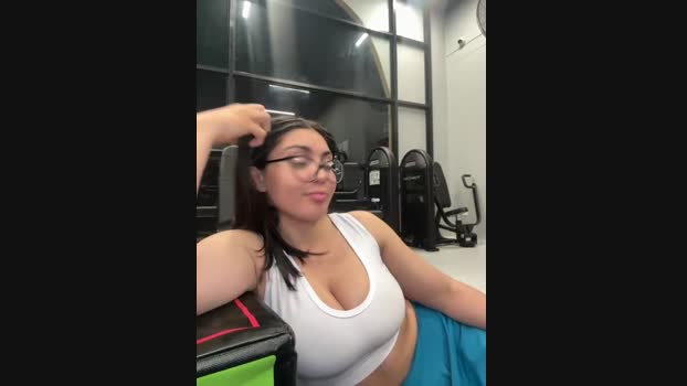 zui_lu StripChat Female 25-02-2025