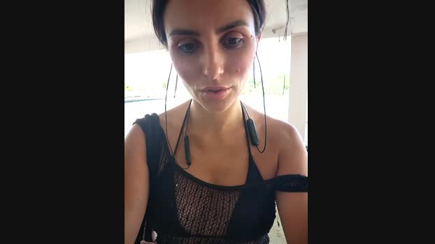 Izabella_Bella StripChat Female 27-02-2025