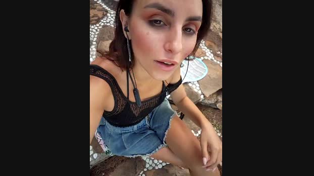 Izabella_Bella StripChat Female 27-02-2025