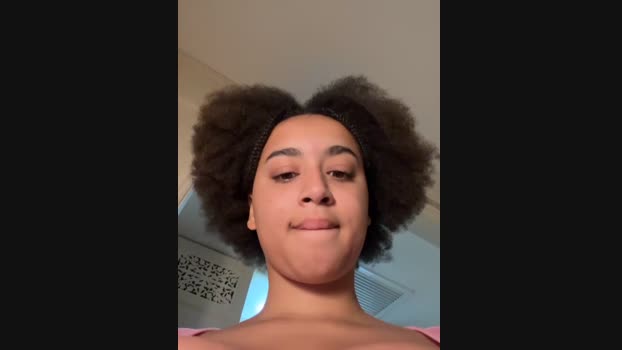 Naomisroom StripChat Female 26-02-2025