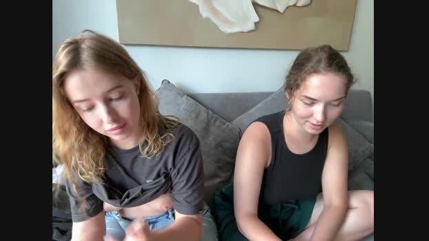 Nura_n_Sarah StripChat Female 27-02-2025