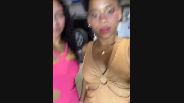 Street_royal StripChat Female 26-02-2025