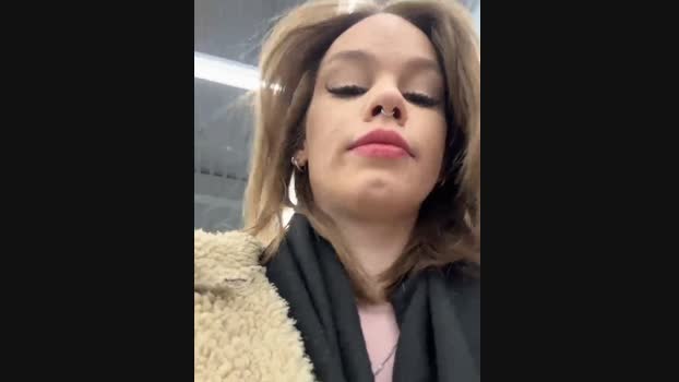 Street_young StripChat Female 26-02-2025