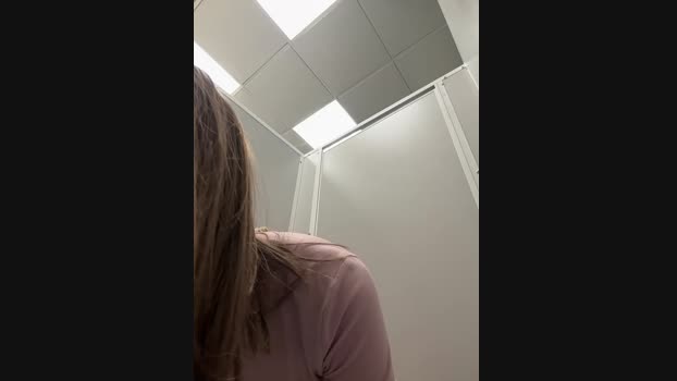 Street_young StripChat Female 26-02-2025