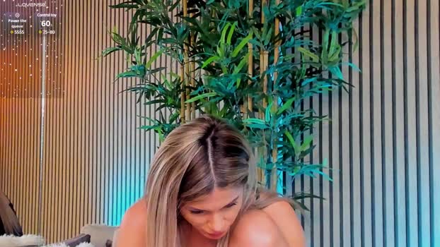 Sweet_ari MyFreeCams Female 27-02-2025