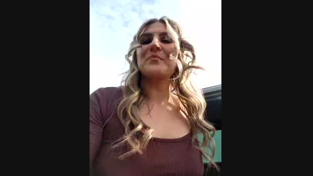 Taneil2pt0 StripChat Female 26-02-2025