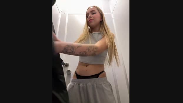 mur_girl StripChat Female 27-02-2025