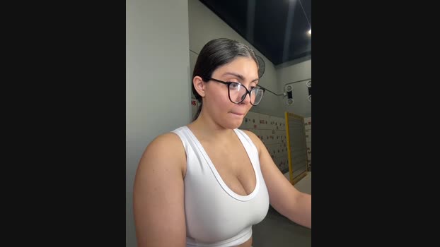 zui_lu StripChat Female 26-02-2025