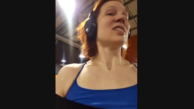 Exhibitionsplit StripChat Female 27-02-2025