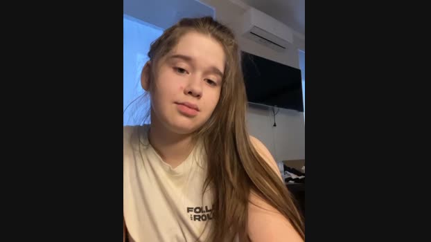 HornyGirlH StripChat Female 27-02-2025