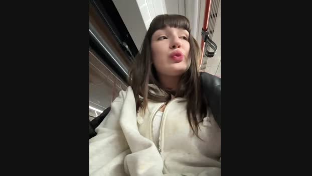 Sophie_Avory StripChat Female 27-02-2025