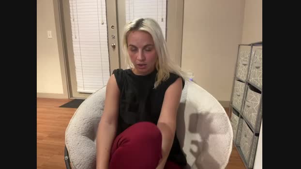 girlfriendmissy StripChat Female 27-02-2025