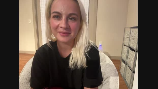 girlfriendmissy StripChat Female 27-02-2025
