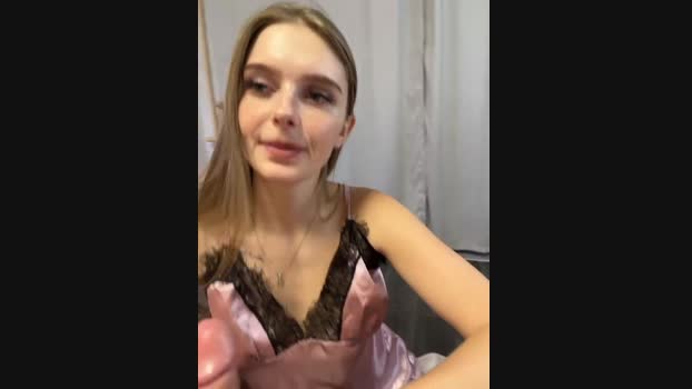 lovelly_molly StripChat Female 27-02-2025