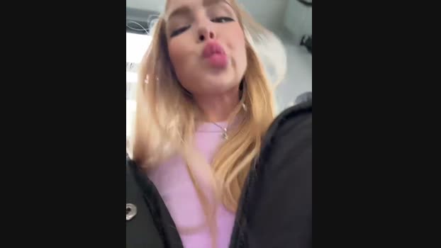 mur_girl StripChat Female 28-02-2025