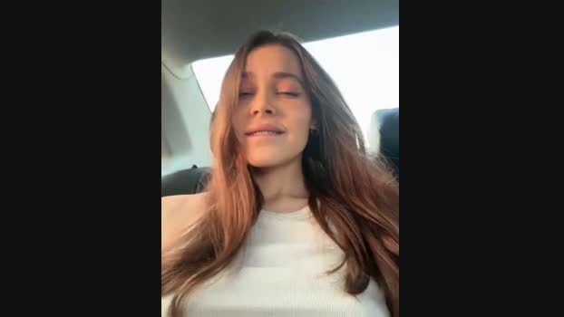 nicole111 StripChat Female 28-02-2025