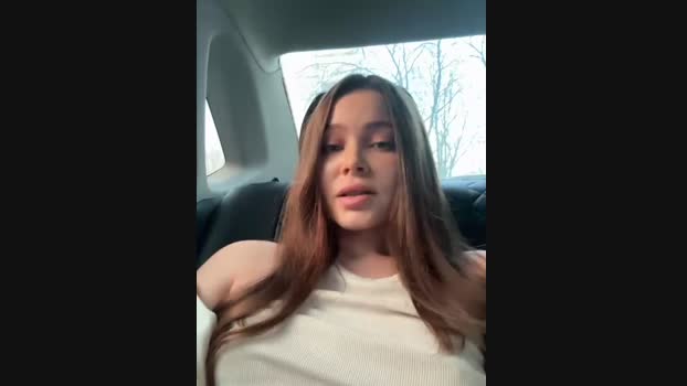 nicole111 StripChat Female 28-02-2025