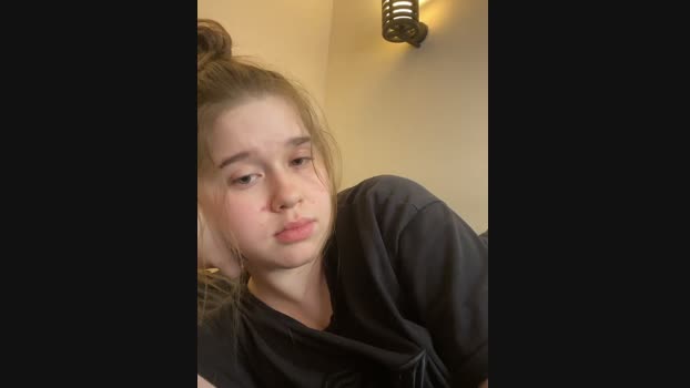 HornyGirlH StripChat Female 28-02-2025