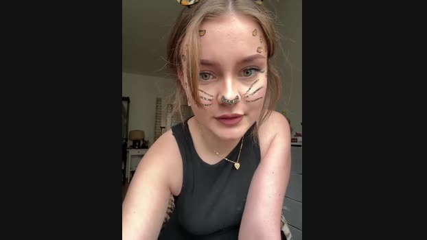 MaribelRiver StripChat Female 01-03-2025