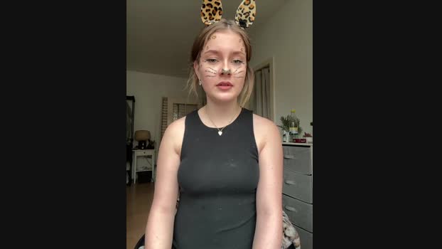 MaribelRiver StripChat Female 01-03-2025