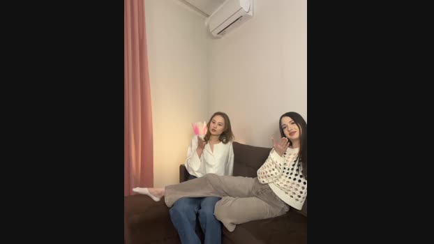 PurpleViOo StripChat Female 28-02-2025