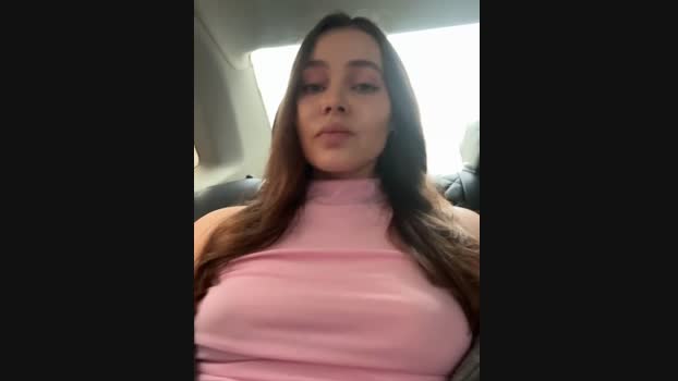 nicole111 StripChat Female 01-03-2025