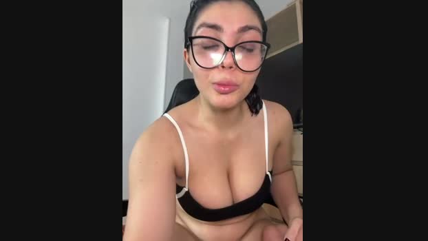zui_lu StripChat Female 28-02-2025