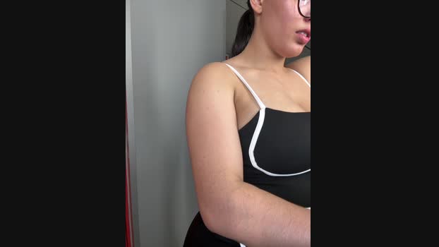 zui_lu StripChat Female 28-02-2025