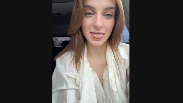 -AngelAri- StripChat Female 02-03-2025