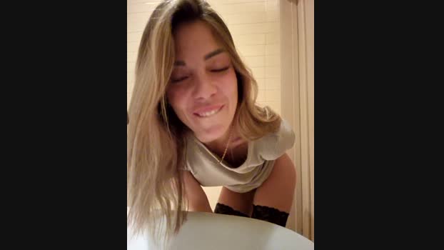 Anna_Nights StripChat Female 01-03-2025