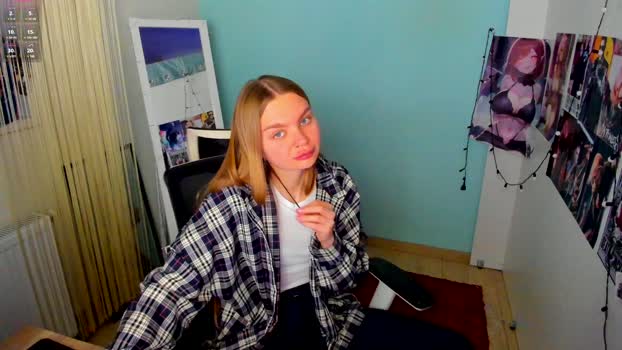 KylieBenton MyFreeCams Female 02-03-2025