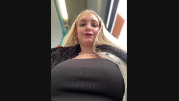 Milkyy_wway StripChat Female 02-03-2025