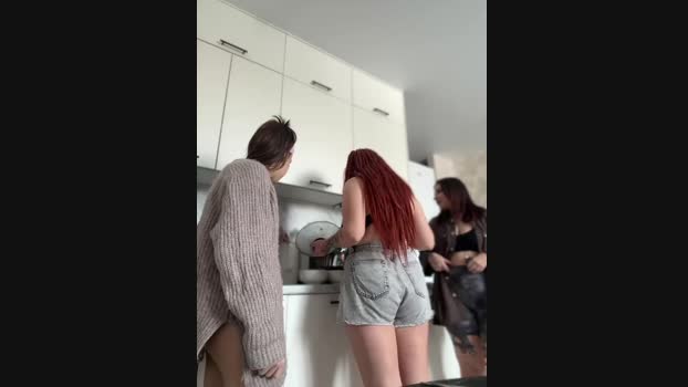 RollingGirls StripChat Female 02-03-2025