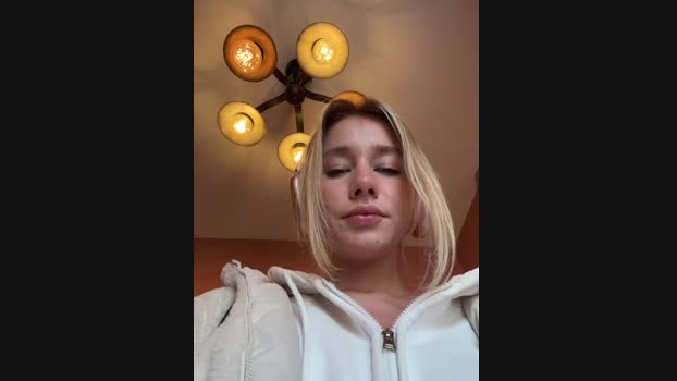 SSSATIVA_model StripChat Female 01-03-2025