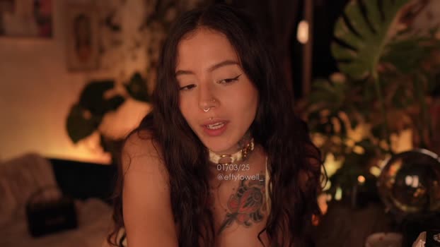 effylowell_ Chaturbate Female 01-03-2025