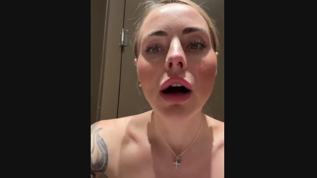 EmaSalis StripChat Female 03-03-2025