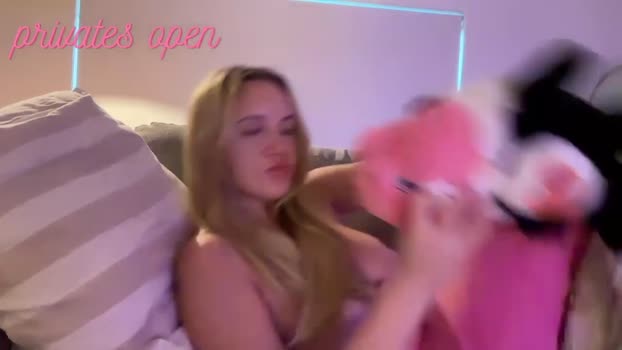 isisxoxx StripChat Female 03-03-2025