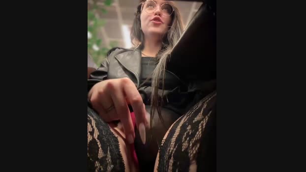 meow_girl StripChat Female 03-03-2025
