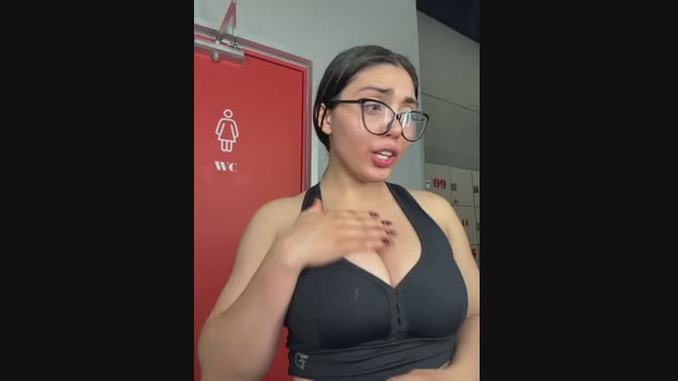 zui_lu StripChat Female 02-03-2025