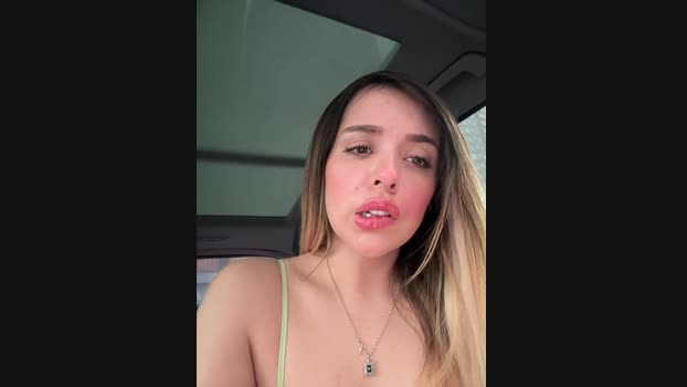 Alirawrz StripChat Female 04-03-2025