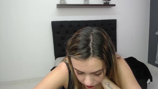 CamilaAccardi MyFreeCams Female 03-03-2025