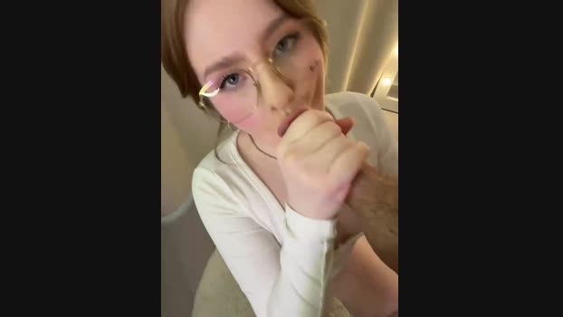 CaseyCumFace StripChat Female 03-03-2025