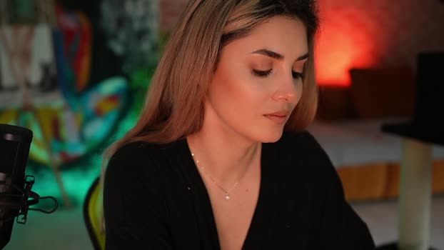 DorisDolll MyFreeCams Female 04-03-2025