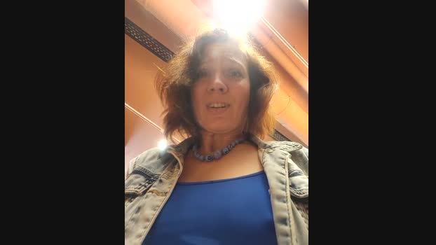 Exhibitionsplit StripChat Female 04-03-2025