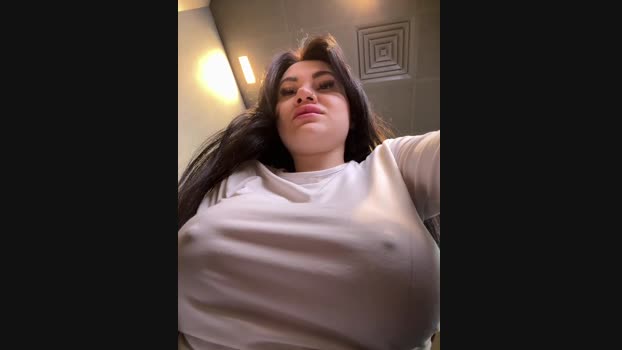 Wet__Bunny StripChat Female 03-03-2025