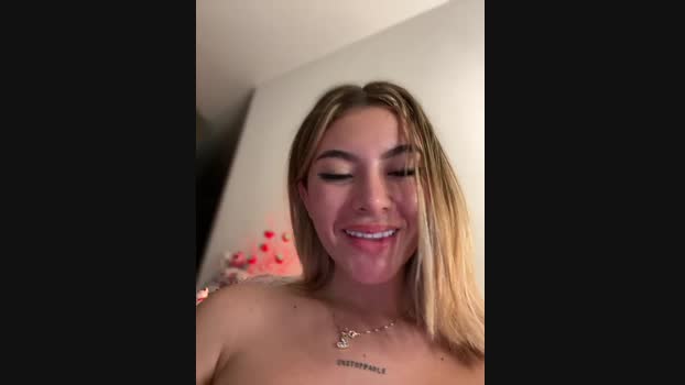 Your_Honeey StripChat Female 03-03-2025