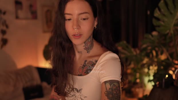 effylowell_ Chaturbate Female 03-03-2025